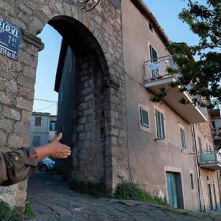 Cantina Nel Castello Montegiovi Exterior photo