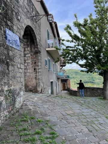 Cantina Nel Castello Montegiovi Exterior photo